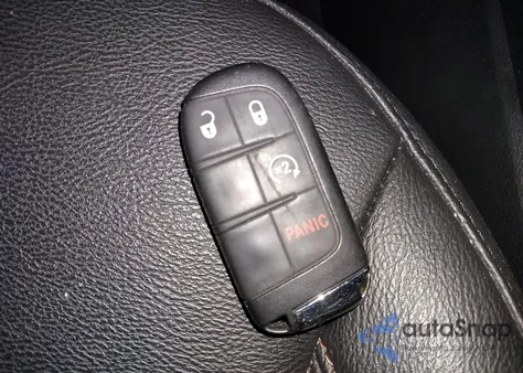 2024 Jeep Compass Limited 4X4 from USA, damaged, VIN 3C4NJDCN2RT158213